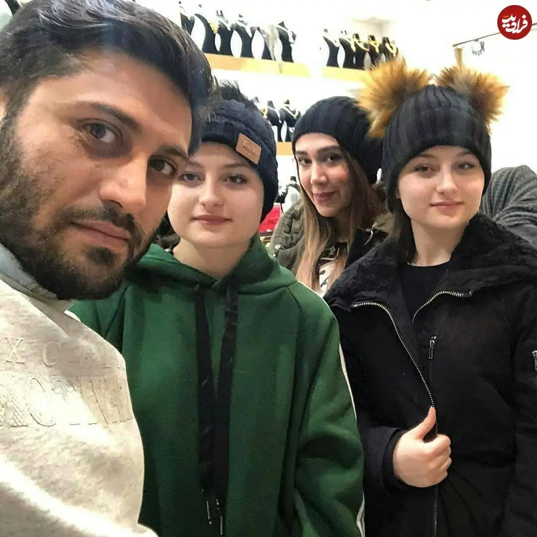عکس| سفر در زمان؛ «عاطی، سارا و نیکا» سریال پایتخت 6 در بازار قائمشهر؛ سال 99