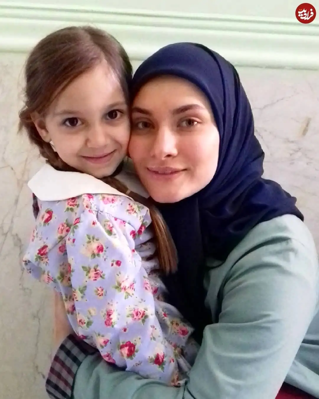 عکس| سفر در زمان؛ «مامان صدیقه» در پشت صحنه سریال بچه مهندس 1؛ سال 97