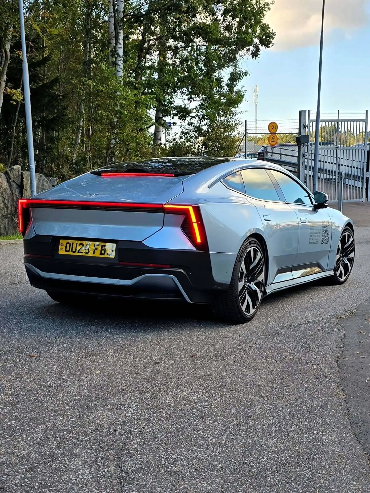 تصاویر؛ پولستار 5 ؛ زیبای سوئدی از راه می رسد 