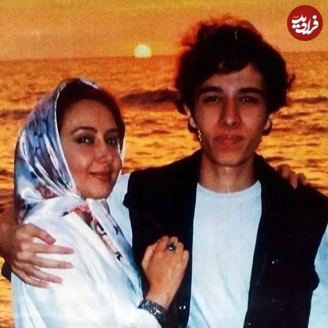 عکس| سفر در زمان؛ «زلیخا» سریال یوسف پیامبر در 40 سالگی و در کنار پسرش؛ سال 80