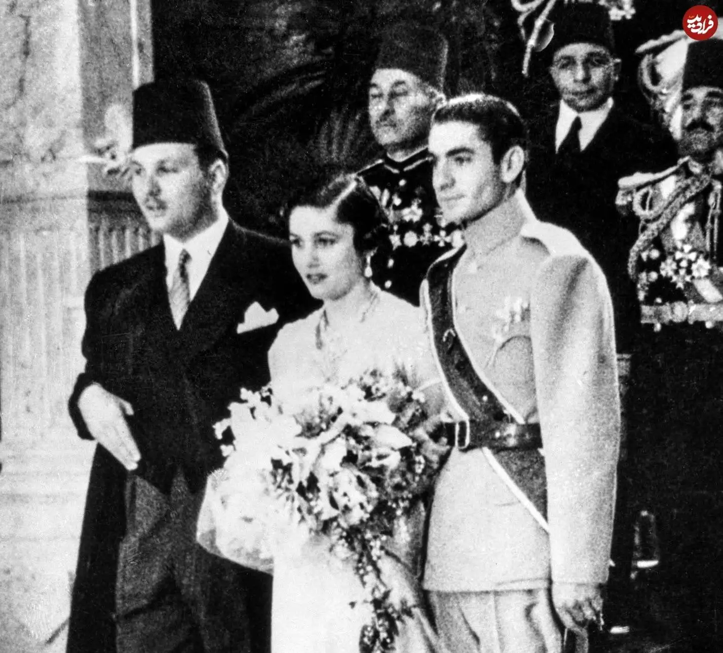 عکس؛ سفر در زمان؛ فوزیه فواد و محمدرضا پهلوی پس از مراسم عروسی در مصر؛ سال 1317