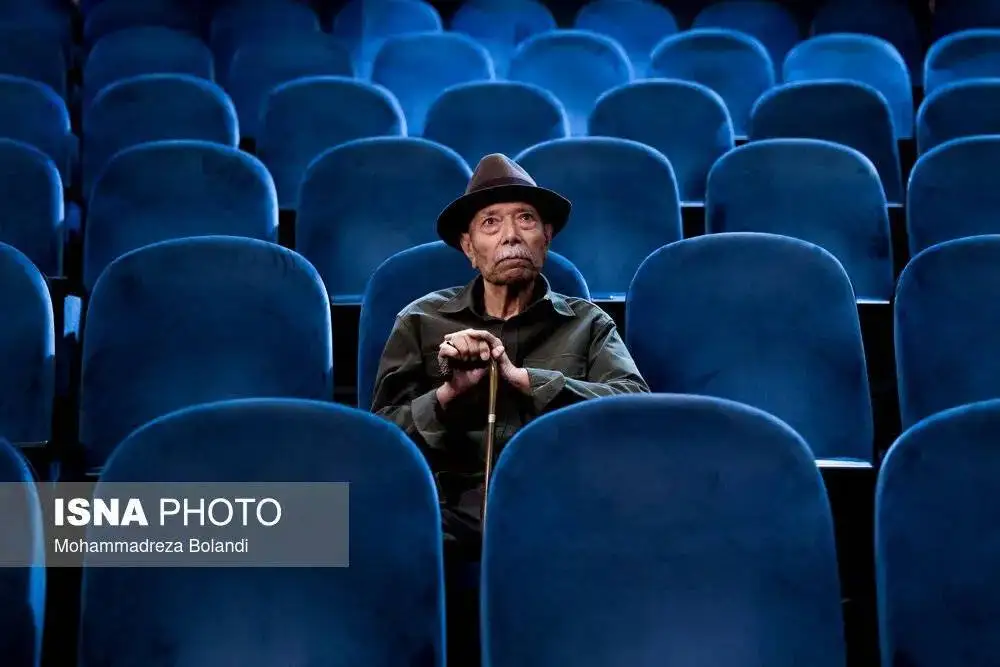 تصاویر؛ تقدیر از علی نصیریان در شصت سالگی تماشاخانه سنگلج