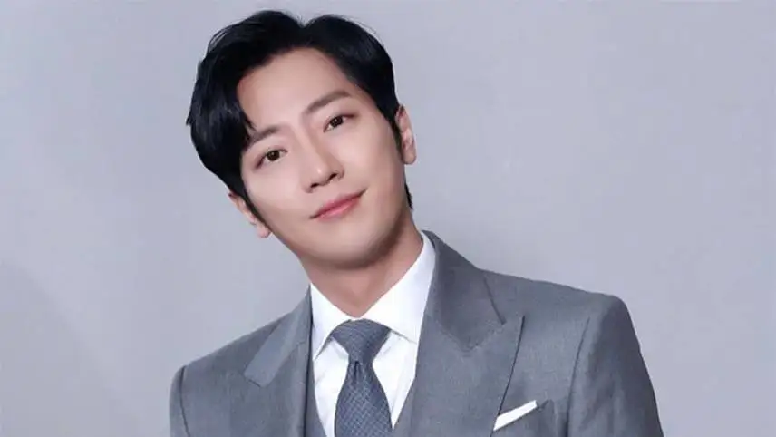 تصاویر| زندگی خصوصی، عکس های شخصی و بیوگرافی لی سانگ-یوب