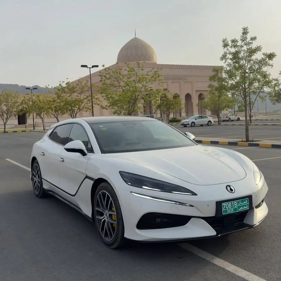 تصاویر؛ دنزا z9 gt؛ پرچمدار لوکس byd با امکانات مرسدس بنز در عمان چقدر قیمت دارد؟