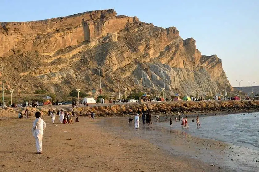 تصاویر؛ سفر به قلب صخره ها؛ از کندوان تا پالنگان؛ کشف روستاهای سنگی ایران