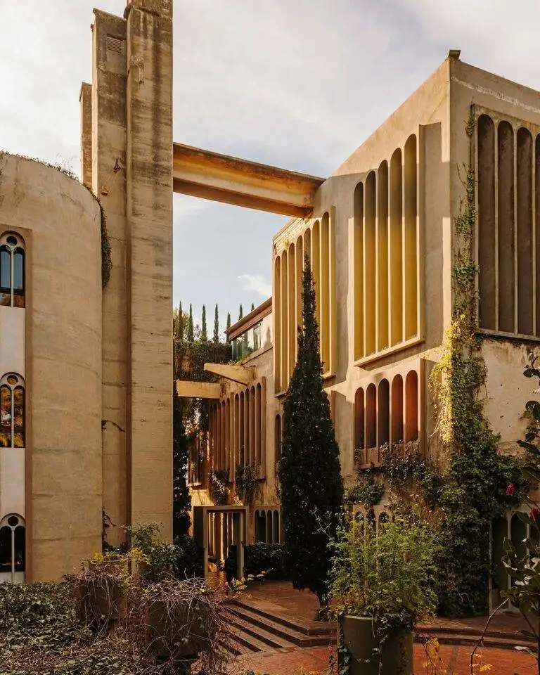 تصاویر؛ تبدیل این کارخانه سیمان به یک بهشت سبز 45 سال زمان برده است