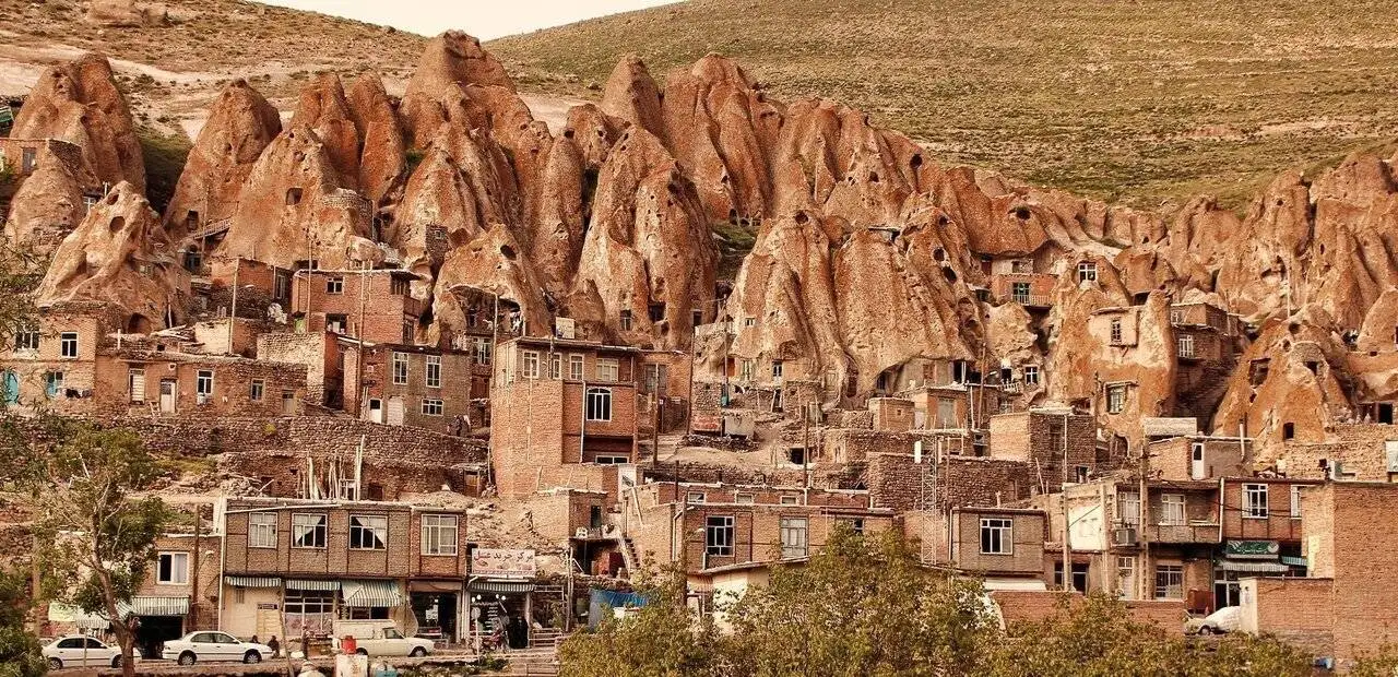 تصاویر؛ سفر به قلب صخره ها؛ از کندوان تا پالنگان؛ کشف روستاهای سنگی ایران