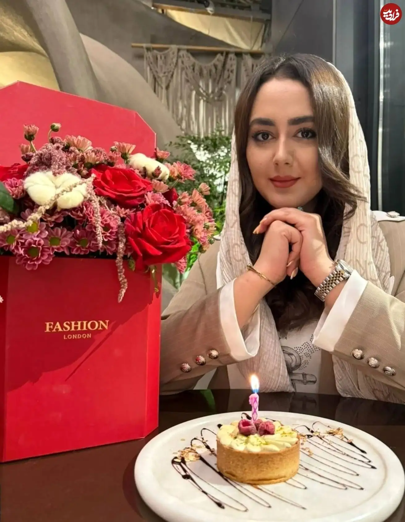 عکس| سفر در زمان؛ «باوان» سریال نون خ در جشن تولد 28 سالگی اش