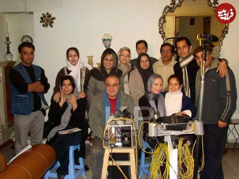 عکس| سفر زمان؛ چهرۀ «مرجان محتشم» در 39 سالگی در پشت صحنه «ستارۀ من»