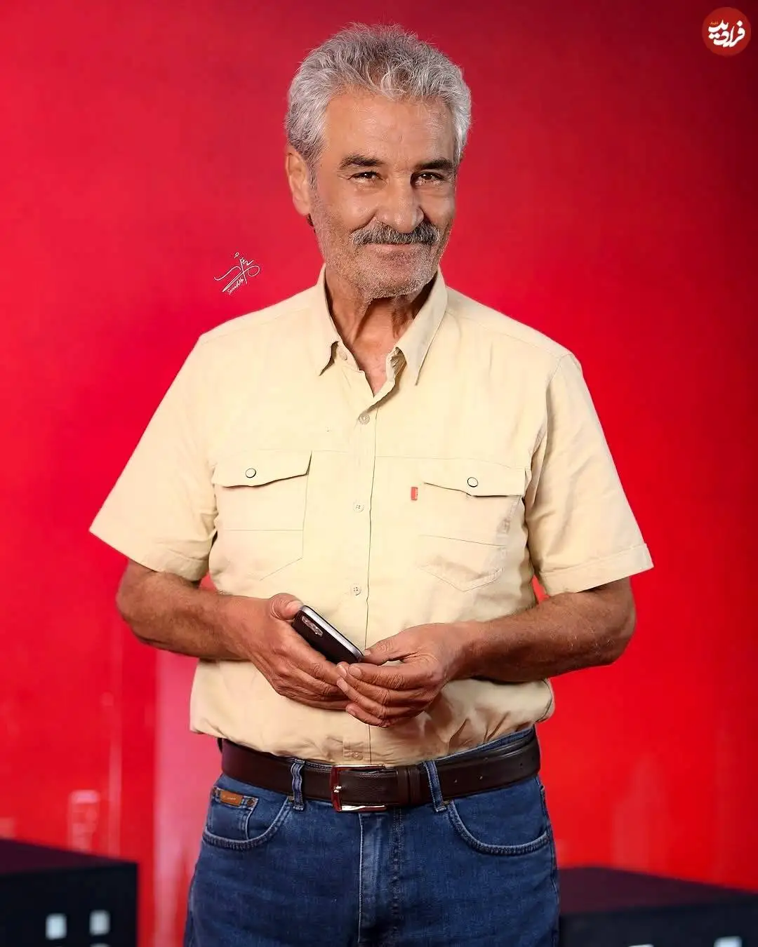 عکس| سفر در زمان؛ «پوتیفار» سریال یوسف پیامبر در حاشیه یک مراسم در 65 سالگی