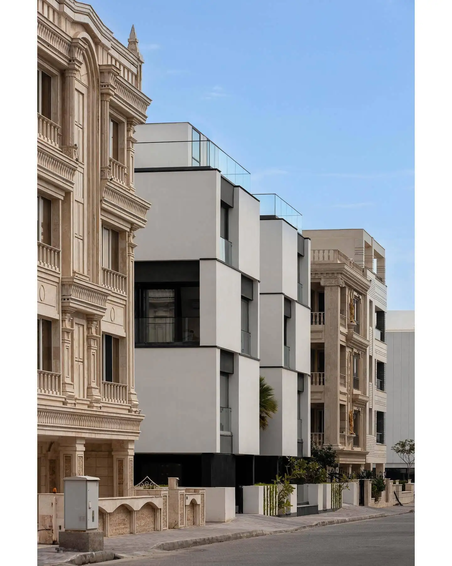 تصاویر؛ ساختمانی با نمای پیکسلی در ایران و فینالیست جایزه معمار