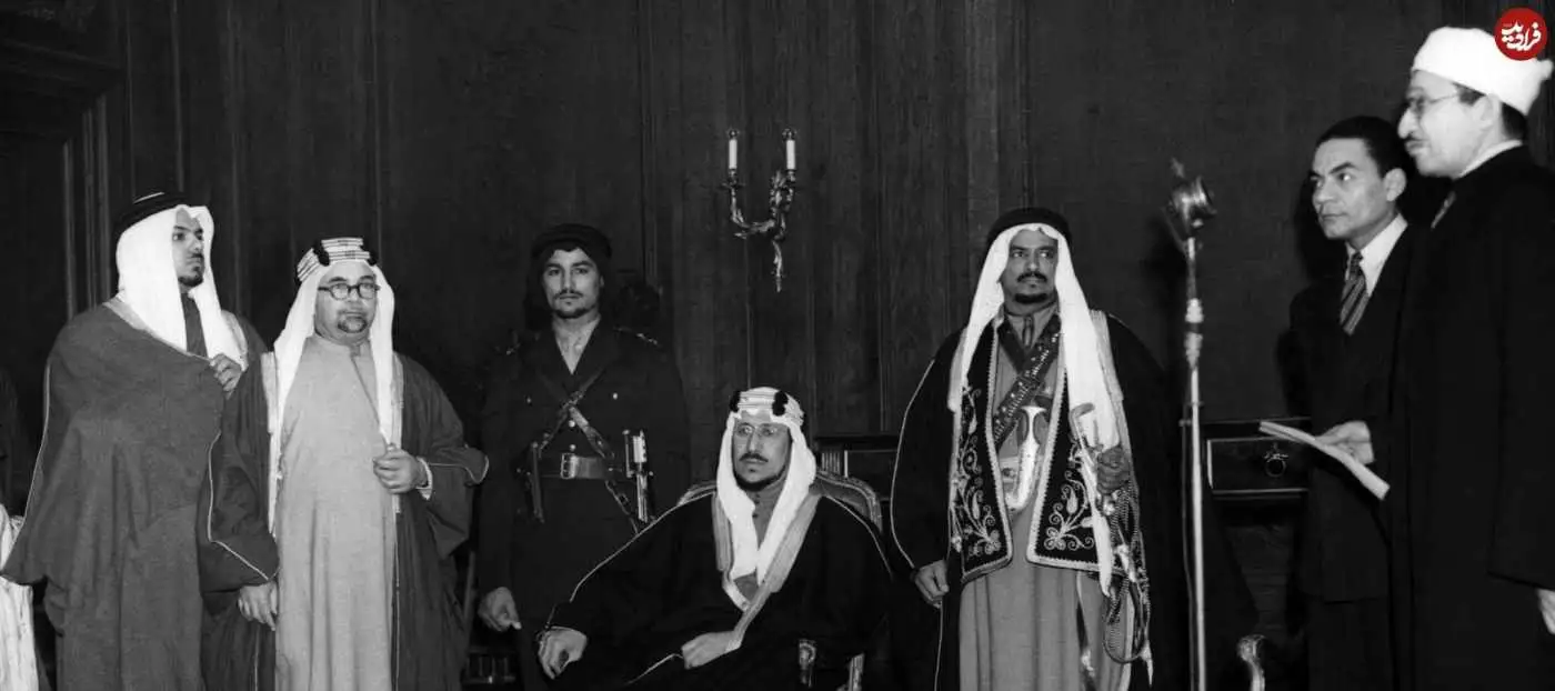 عکس| سفر در زمان؛ «ملک سعود، پادشاه دوم عربستان» در یک مراسم در لندن؛ سال 1325