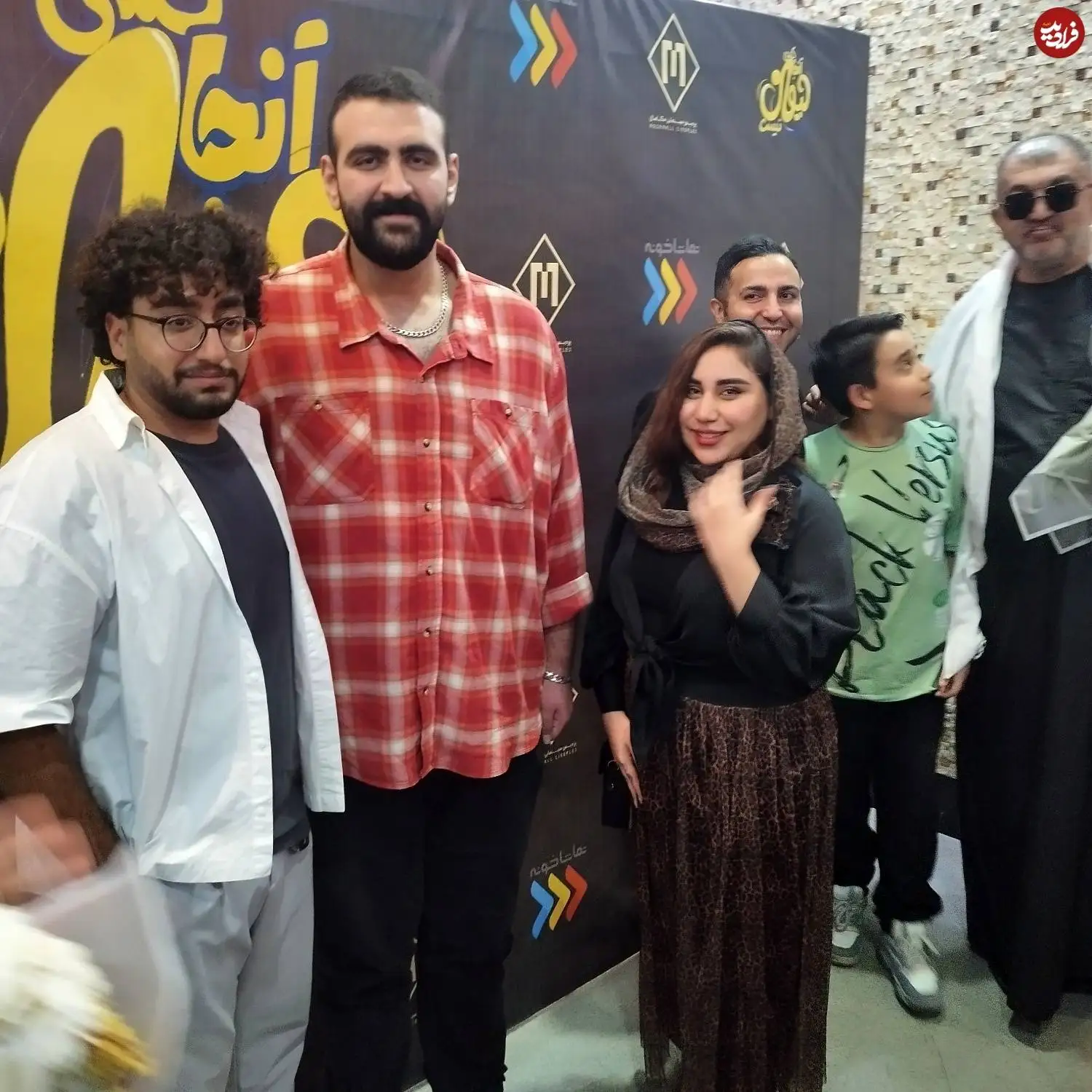 عکس| سفر در زمان؛ «بهروز» 1 سال بعد سریال پایتخت 7 در یک مراسم سینمایی