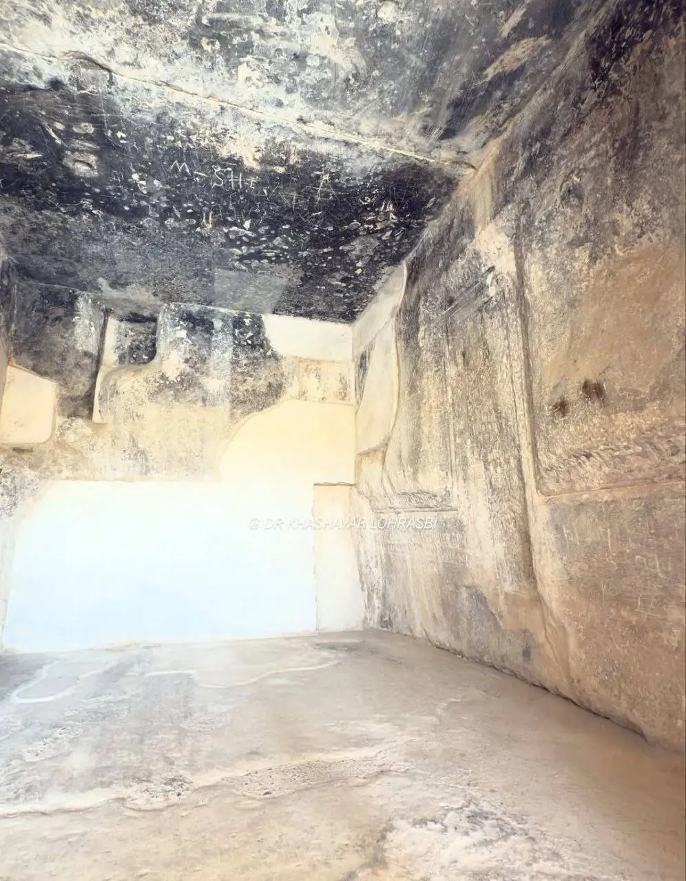 تصاویر؛ درون آرامگاه کوروش این شکلی است 