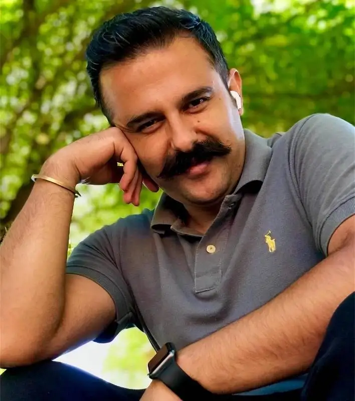 تصاویر| زندگی خصوصی، عکس های شخصی و بیوگرافی سیدحسین موسوی