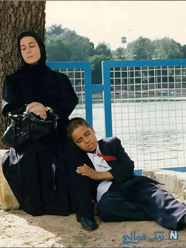روز جمعه با هنرمندان / نوید پورفرج و فرزانه فرنام در بامداد خمار، شاهرخ استخری و دخترش پناه، عارفه معماریان در کاخ هنر، امین زندگانی در آرامگاه حافظ، سانیا سالاری، ندا قاسمی، تهمینه میلانی در مراسم ناصر تقوایی و مدلینگ محمدرضا گلزار