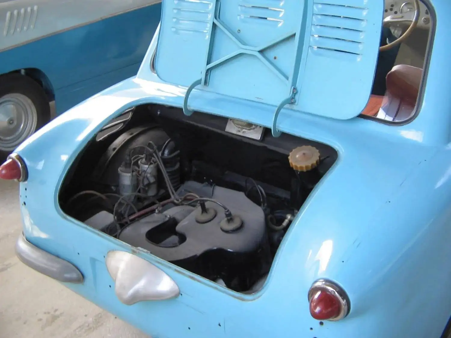 تصاویر| میکروس mr-300؛ تلاش لهستان برای تولید خودروی خانوادگی ارزان 