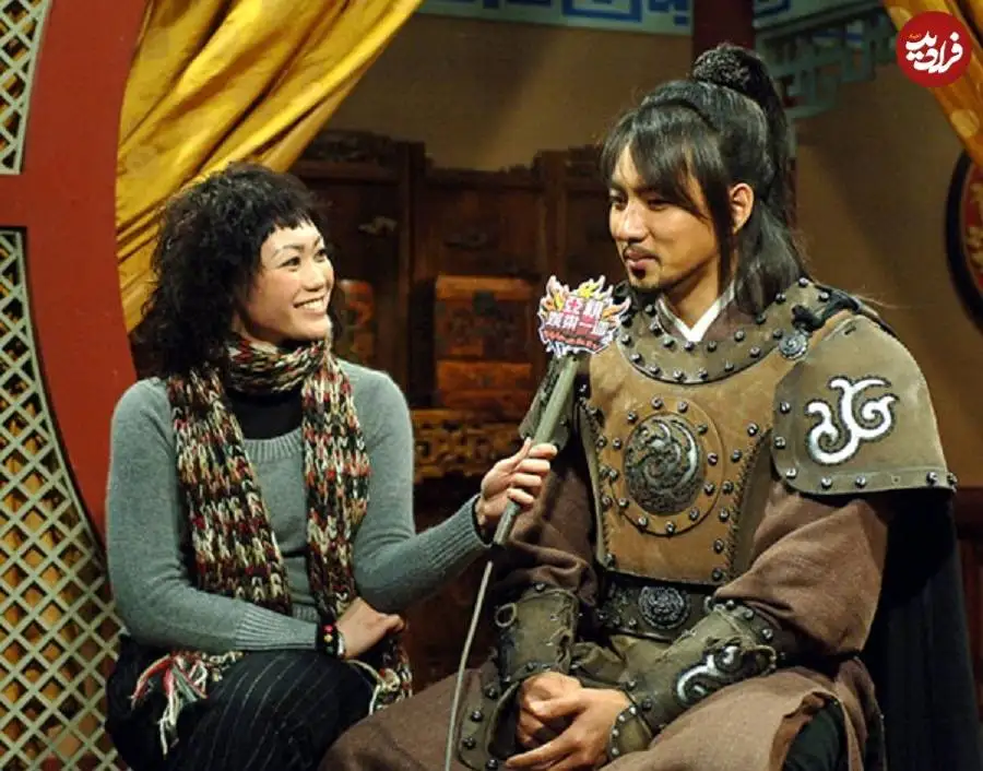 عکس| سفر در زمان؛ «جومونگ» در حال گفتگو با تلویزیون کره جنوبی؛ سال 1385