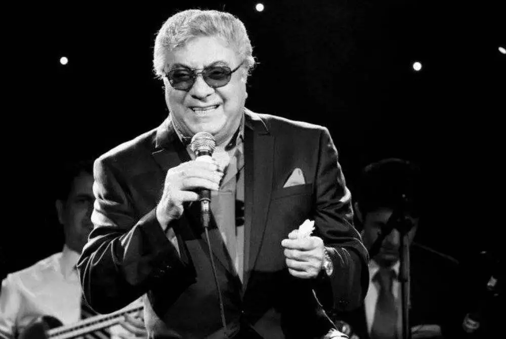 برای خواننده بی نظیری که ممنوع الکار بود اما جاودانه شد