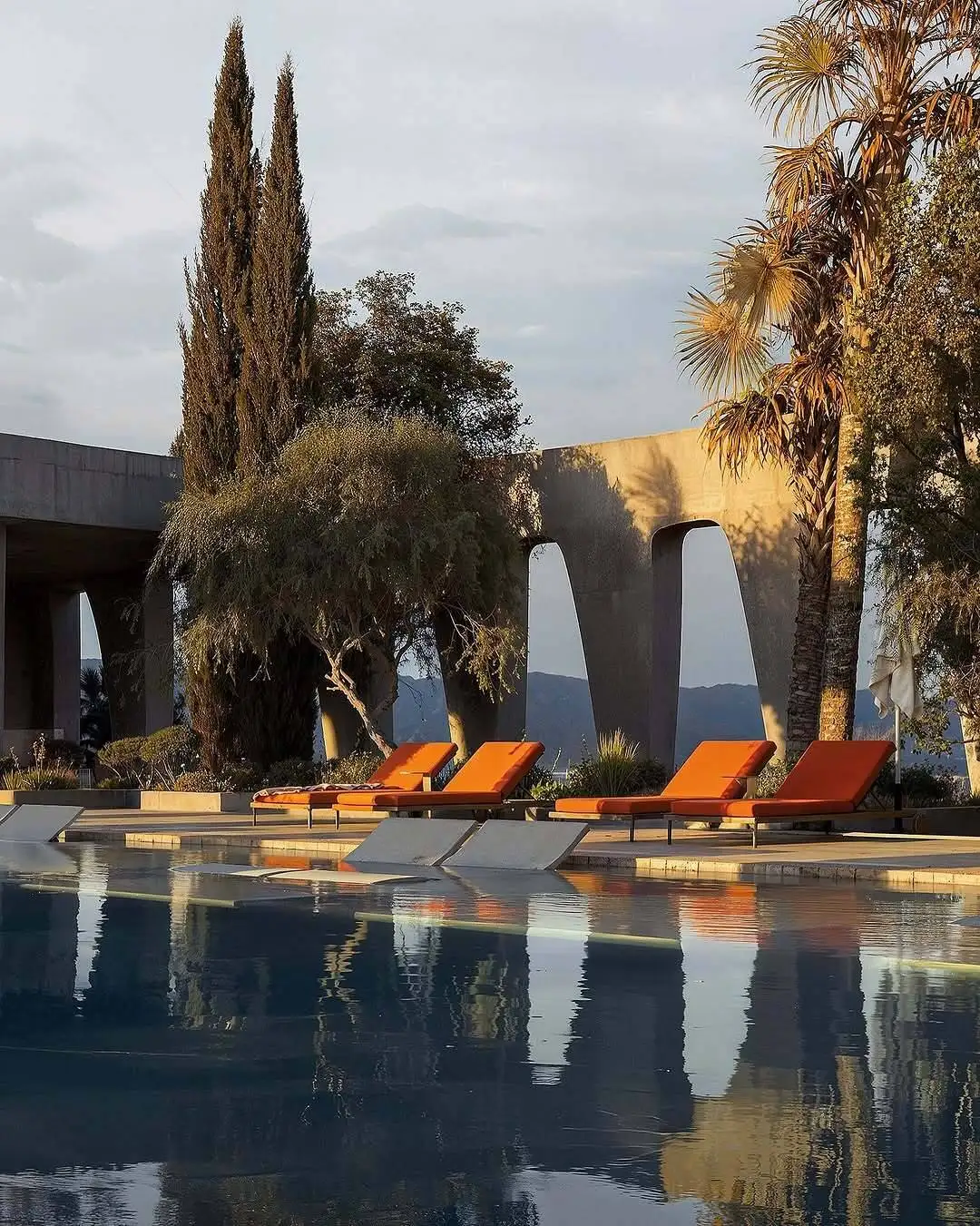 تصاویر؛ برج سلیته؛ پیوند معماری و طبیعت در مرز کوهستان