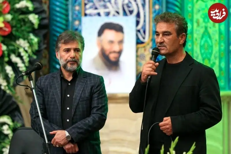 عکس| سفر زمان؛ سخنرانی «پوتیفار» در مراسم ترحیم «فرج الله سلحشور» کارگردان سریال یوسف