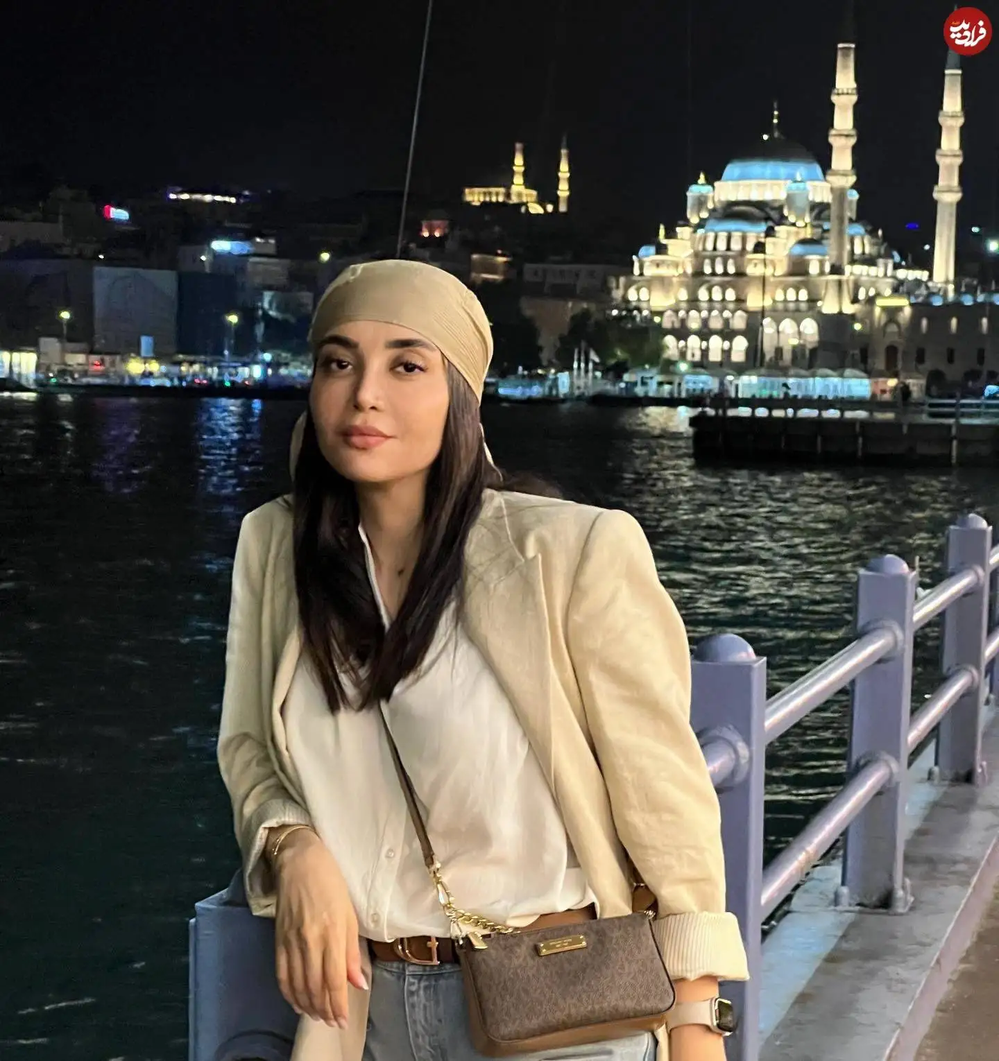 عکس| سفر در زمان؛ چهره «شوکت» سریال نون خ 5 در استانبول ترکیه؛ سال 1402