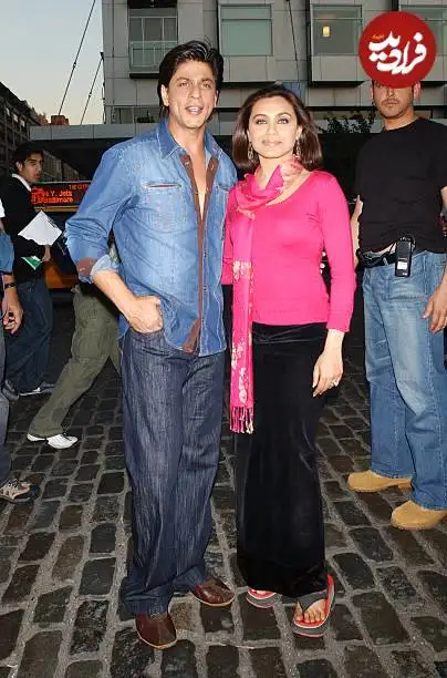 عکس| سفر در زمان؛ «رانی موکرجی» و «شاهرخ خان» سر فیلمبرداری فیلم کانک در نیویورک؛ سال 1384