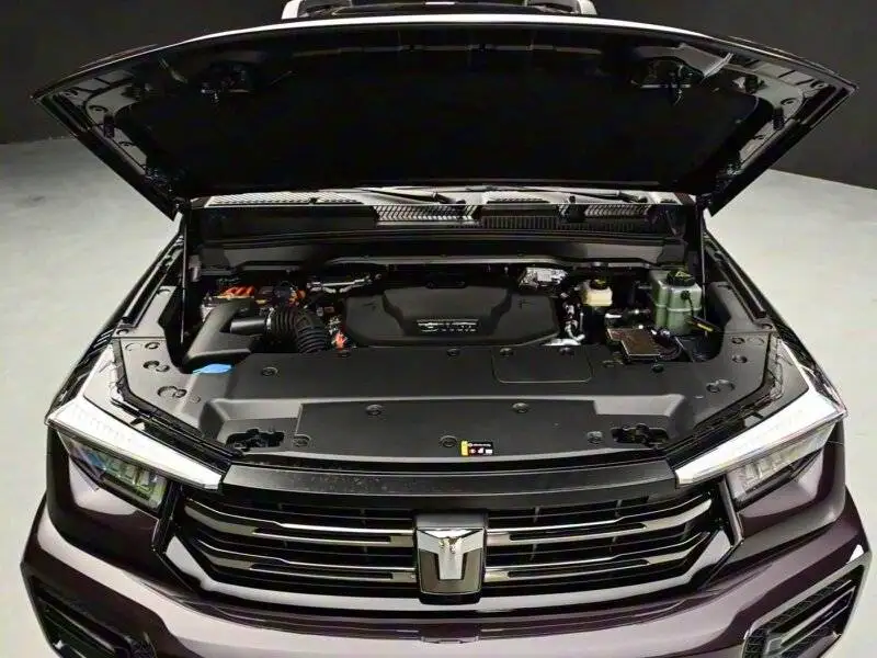 عکس| تانک چینی با قیمت 5 میلیاردی وارد بازار شد 