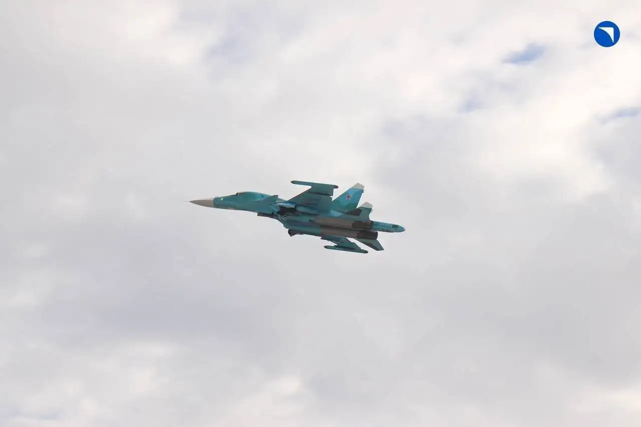 تصاویر؛ جنگنده های جدید تهاجمی سوخو su-34m فولبک در کارخانه