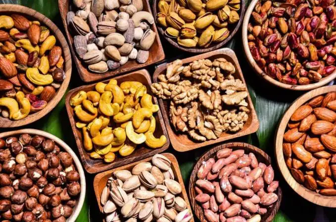 6 خوردنی مفید برای کاهش افسردگی در پاییز