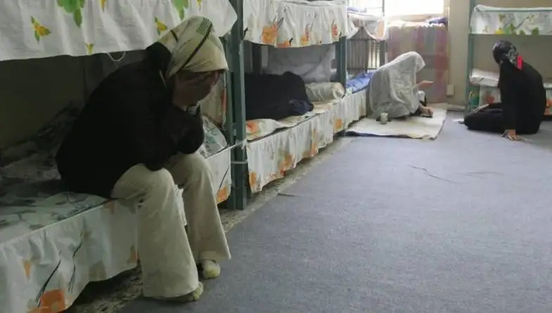 اگر آقایی برای خانومی دسته چک گرفت، از عاقبت کار بترس!