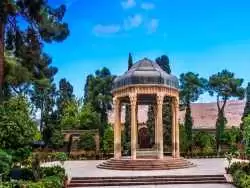 فال حافظ امروز سه شنبه 7 فروردین ماه 1403