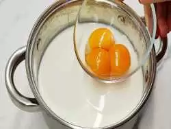 (ویدئو) طرز تهیه صبحانه متفاوت آلمانی با 1.5 لیتر شیر و سه عدد تخم مرغ