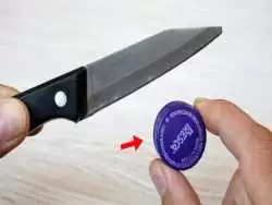 (ویدئو) 6 روش خلاقانه برای تیز کردن چاقو مانند تیغ در 3 دقیقه 
