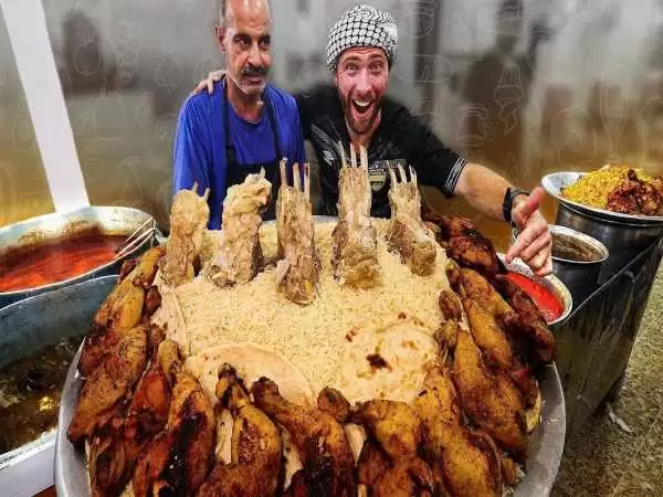 (ویدئو) غذای خیابانی محبوب در عراق؛ از آب نخود و املت گوشت تا کباب کوبیده