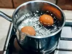در نقطه ای از کره زمین نمی توانید تخم مرغ را آب پز کنید