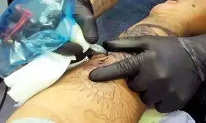 تحقیق جدید و  نگران کننده درباره تاثیر خالکوبی در ابتلا به سرطان!