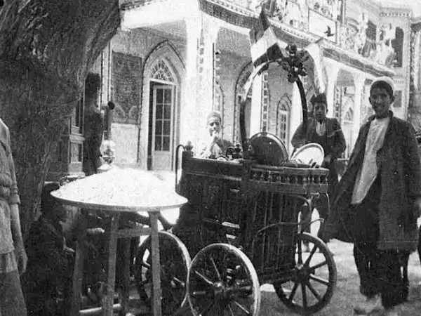 سفر به تهران قدیم؛ بهار آشپزخانه  تهرانی ها تعطیل می شد!
