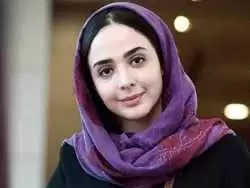 سلفی آسانسوریِ المیرا دهقانی در ایالت ویرجینیا