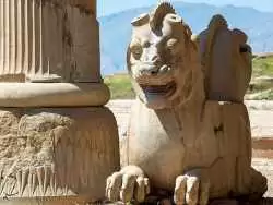 (عکس)  سفر به ایران قدیم؛ درباریان قاجار در تخت جمشید