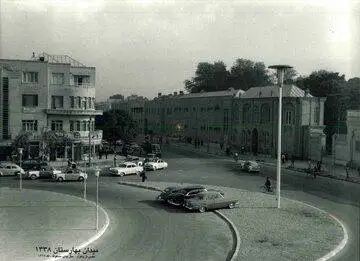 (عکس) سفر به ایران قدیم؛ تصویرd جالب از مرد یخ فروش در دهه 30 شمسی