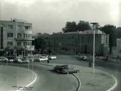 (عکس) سفر به ایران قدیم؛ تصویرd جالب از مرد یخ فروش در دهه 30 شمسی