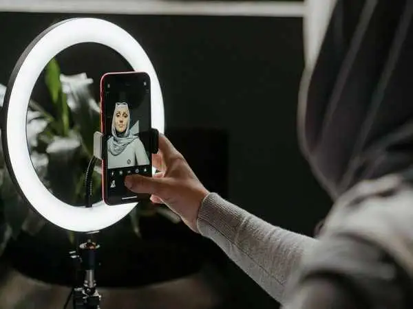 (ویدئو) پشت و رو؛ چهره های اینستاگرامی سال 1402 چقدر درآمد داشتند؟