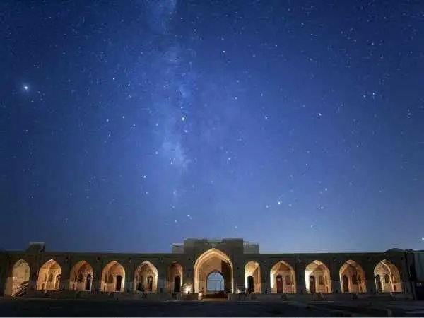 (عکس) کاروانسرای کنسرت پرستو احمدی کجاست؟ 
