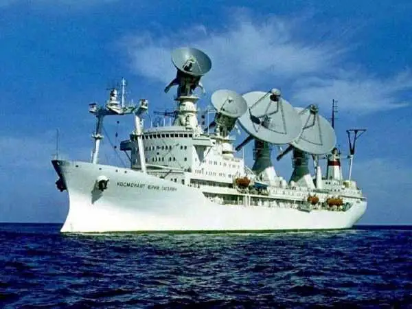 (عکس) کشتی عجیب روس ها