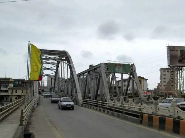 (عکس) ایران قدیم؛ «پل آهنی شهر چالوس» در دهه 50 و 60