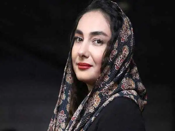 (عکس) سفر در زمان؛ دیدار «الهام و نیکی» و «هانیه و مهتاب» در دهه 90