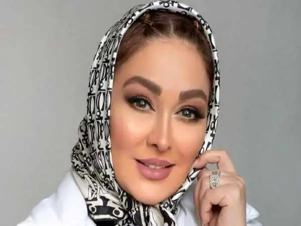 (عکس) سفر در زمان؛ «الهام حمیدی» در جشن تولد 39 سالگی اش؛ سال 95