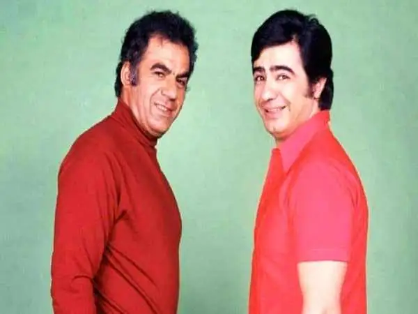 (عکس) سفر در زمان؛ «عارف و بهروز وثوقی» در یک مراسم در سال 49
