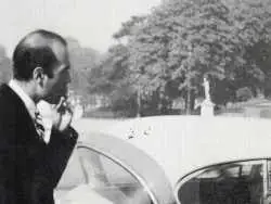 عکس؛ سفر در زمان؛ «دکتر شریعتی در کنار همکلاسی ها و استادهایش»؛ سال 1337